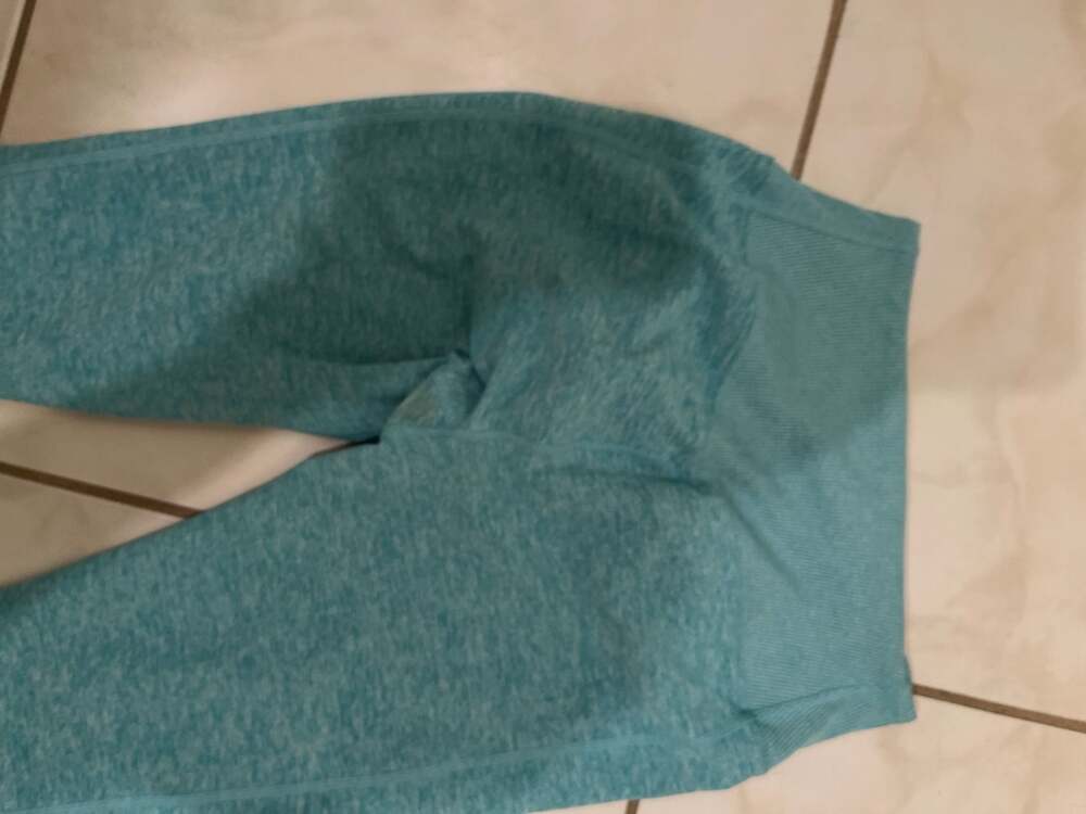 Alo Yoga High Waist Alosoft Lounge Legging in Bright Aqua Heather - Picture 9 of 9